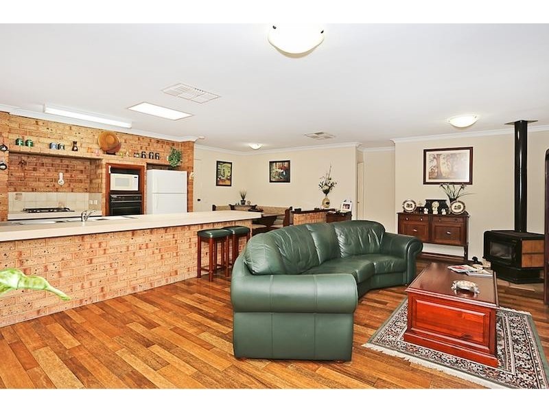 8 Madora Beach Road, Madora Bay WA 6210