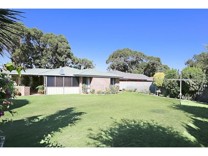 8 Madora Beach Road, Madora Bay WA 6210