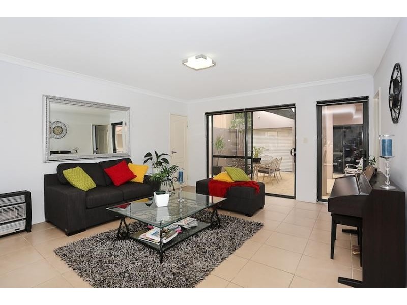 50 Westview Parade, Wannanup WA 6210