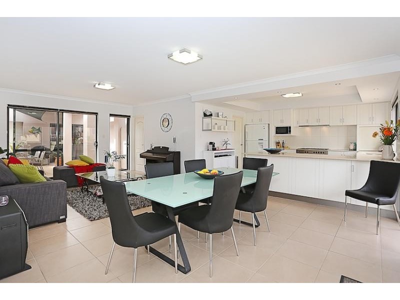 50 Westview Parade, Wannanup WA 6210