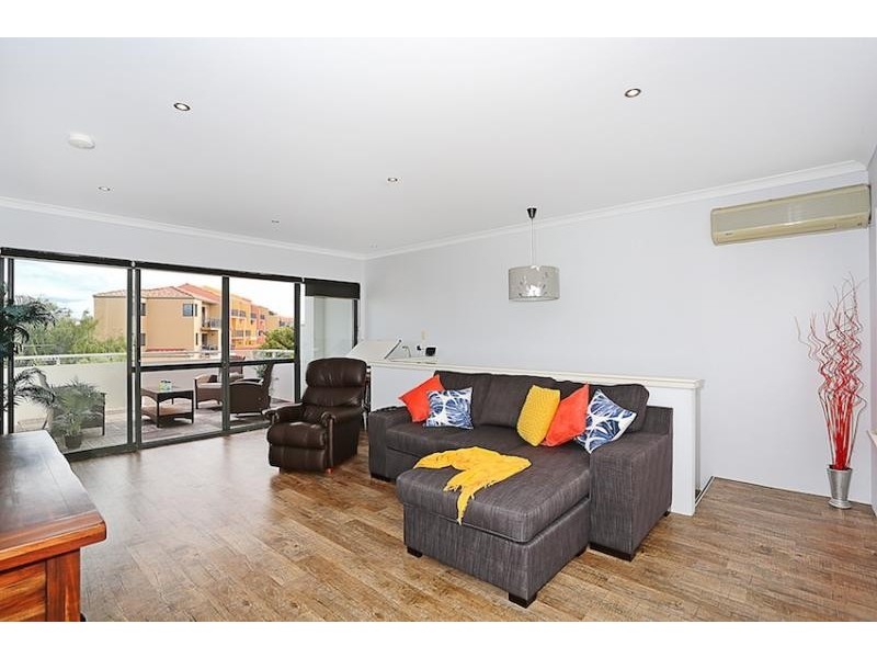50 Westview Parade, Wannanup WA 6210