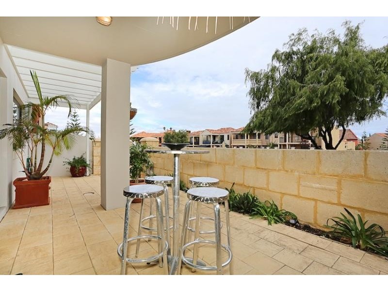 50 Westview Parade, Wannanup WA 6210
