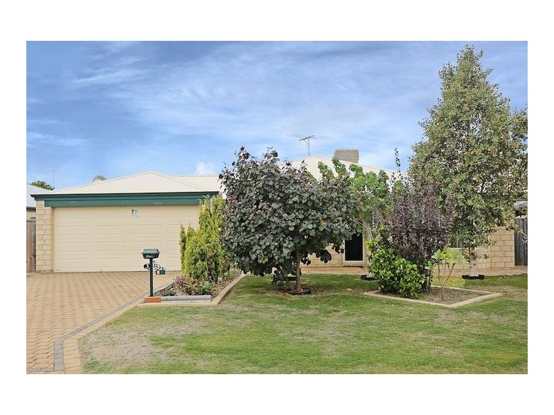 3 Aldenham Heights, Halls Head WA 6210