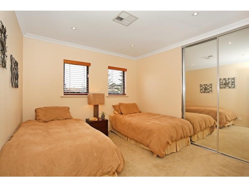5 Port Quays, Wannanup WA 6210