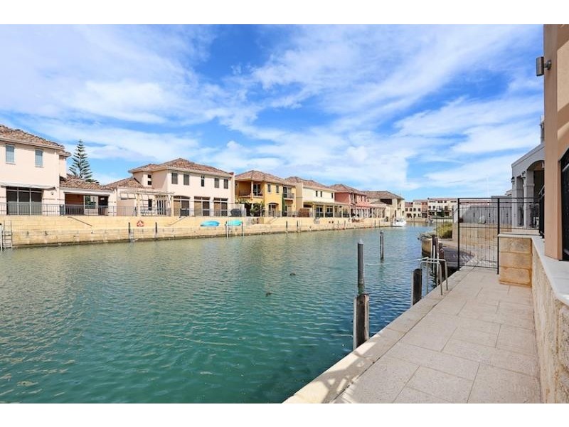 5 Port Quays, Wannanup WA 6210