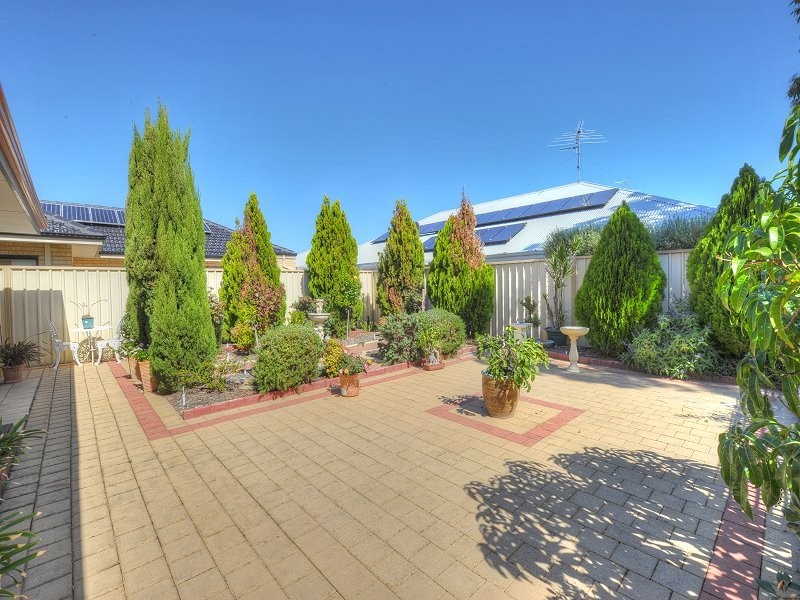 19 Heyerdahl Way, Dudley Park WA 6210