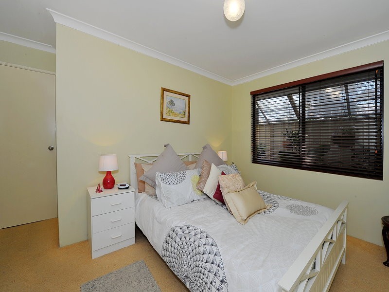 19 Heyerdahl Way, Dudley Park WA 6210