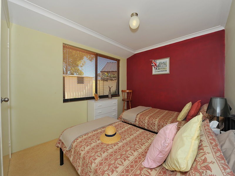 19 Heyerdahl Way, Dudley Park WA 6210