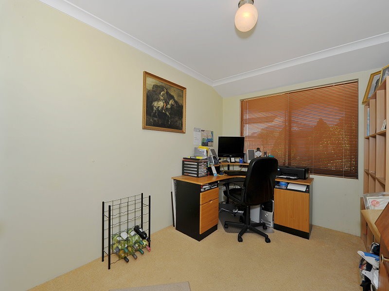 19 Heyerdahl Way, Dudley Park WA 6210