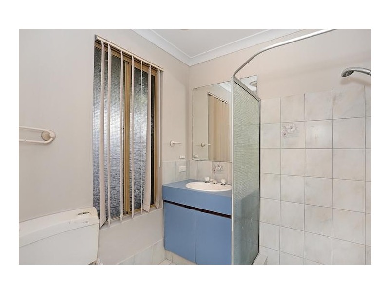 4 Grange Court, Halls Head WA 6210