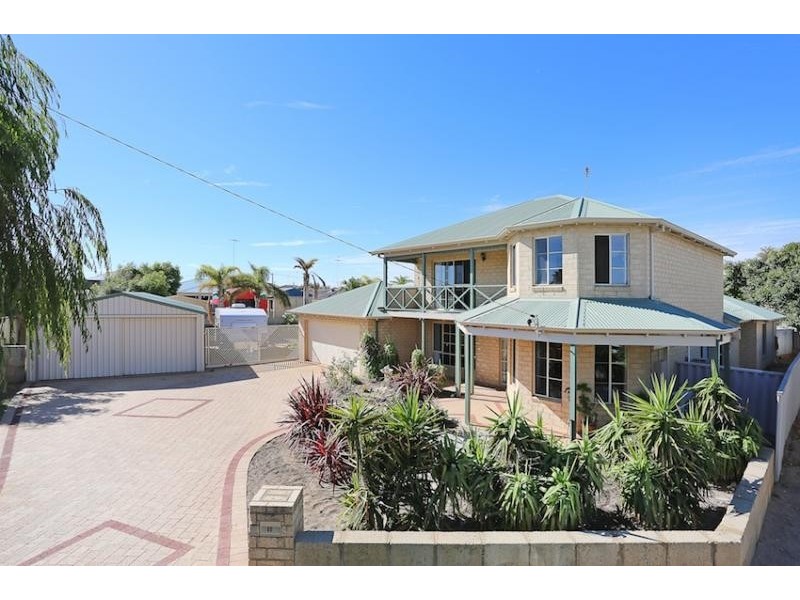 40 Pallas Way, San Remo WA 6210