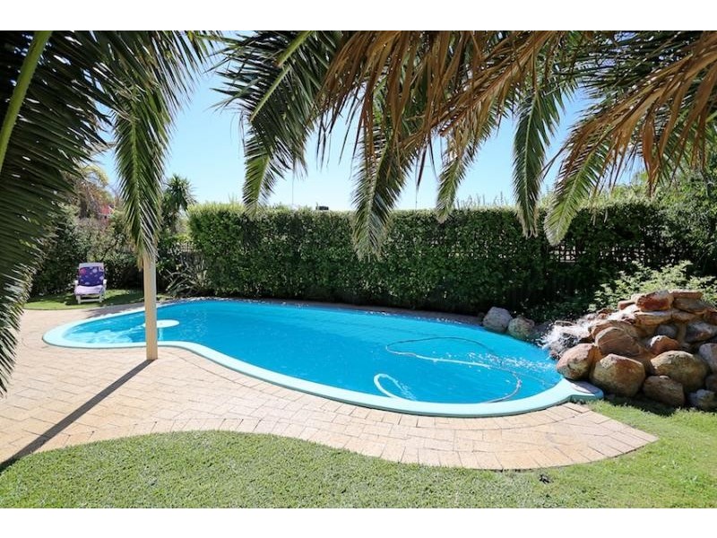 40 Pallas Way, San Remo WA 6210