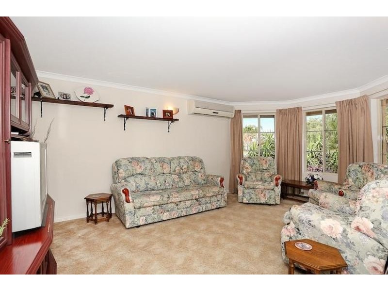 40 Pallas Way, San Remo WA 6210