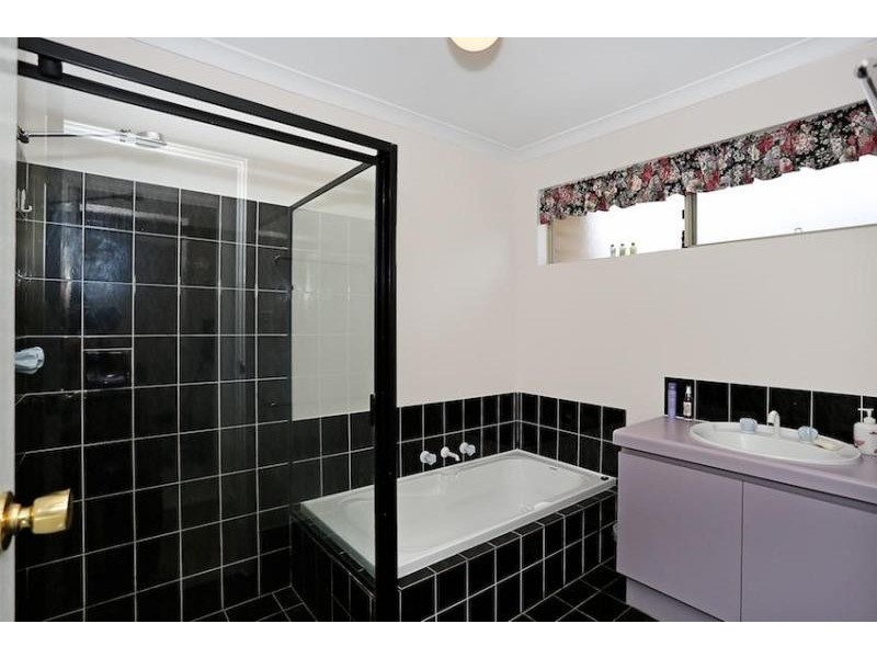 40 Pallas Way, San Remo WA 6210