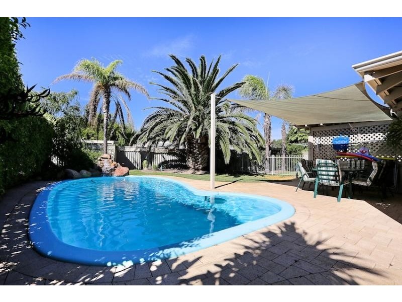 40 Pallas Way, San Remo WA 6210