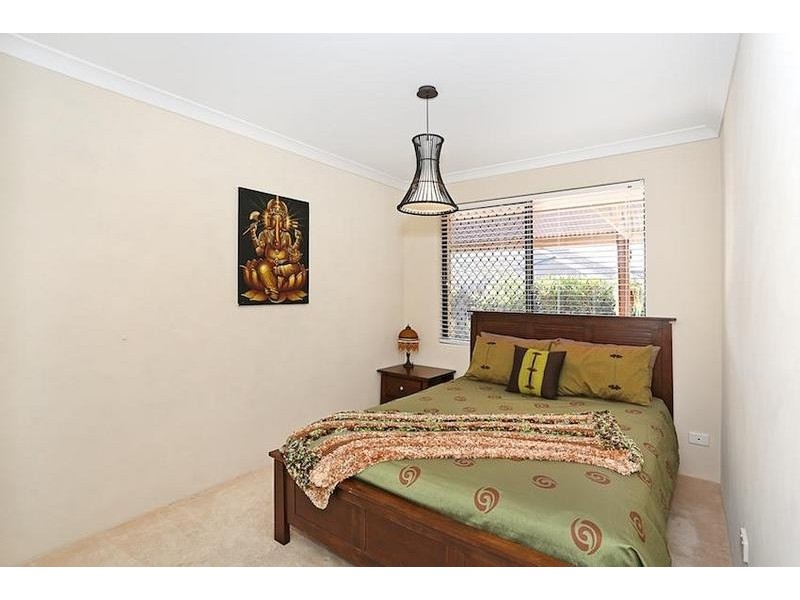 24 Adriana Way, Halls Head WA 6210