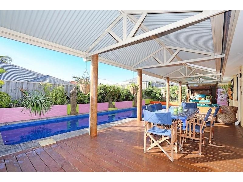 24 Adriana Way, Halls Head WA 6210