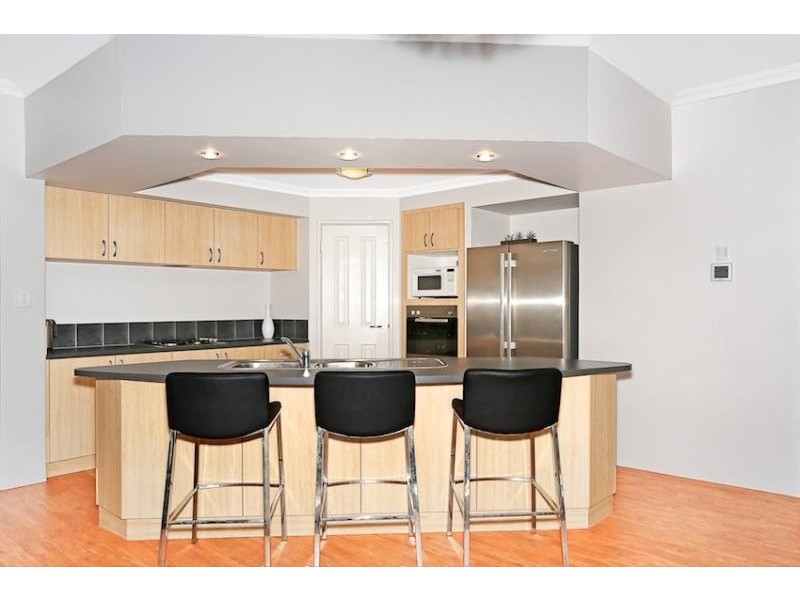 52 Seascapes Boulevard, Halls Head WA 6210