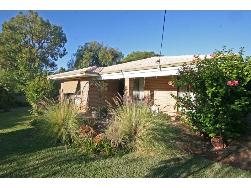 4 Darbal Road, Greenfields WA 6210