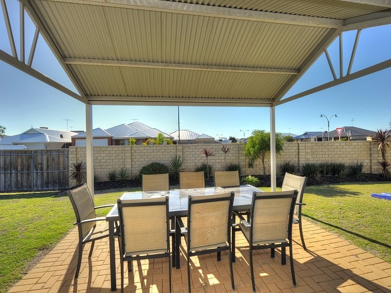 36 Seascapes Boulevard, Halls Head WA 6210