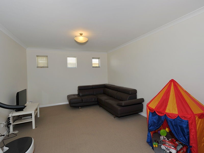 36 Seascapes Boulevard, Halls Head WA 6210