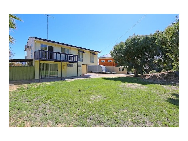 18 Pepper Street, Falcon WA 6210