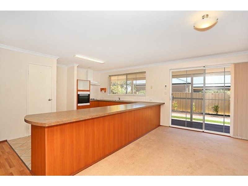 25 Brouwer Trail, Dudley Park WA 6210
