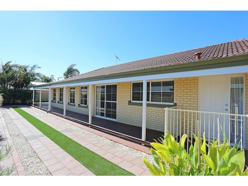 25 Brouwer Trail, Dudley Park WA 6210