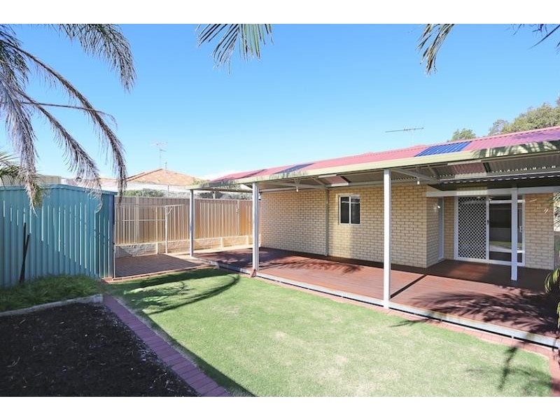 25 Brouwer Trail, Dudley Park WA 6210