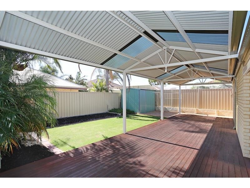 25 Brouwer Trail, Dudley Park WA 6210