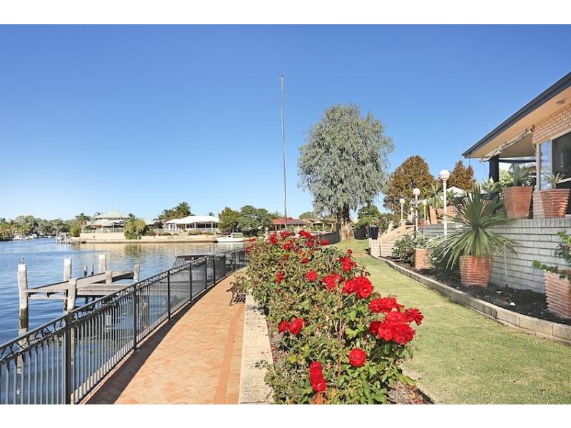 82 Banksia Terrace, South Yunderup WA 6208
