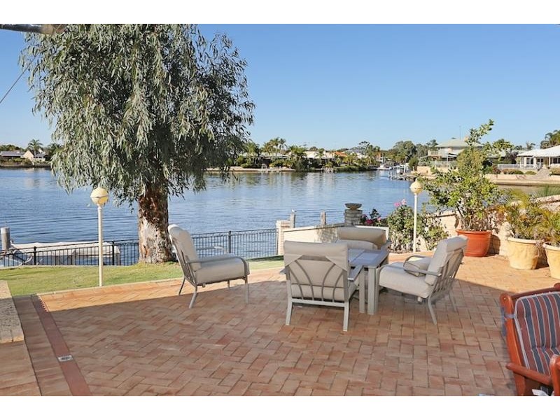 82 Banksia Terrace, South Yunderup WA 6208