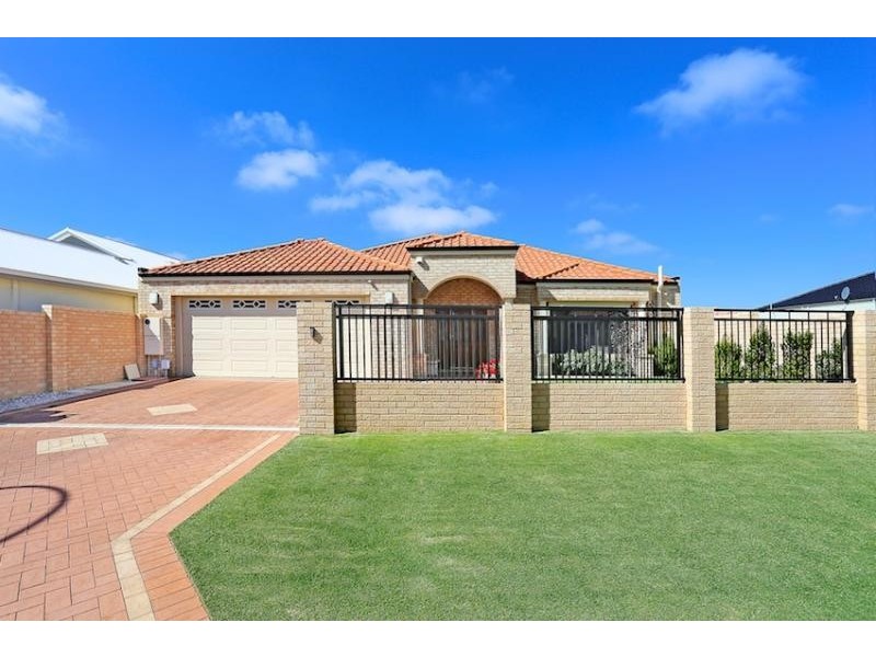 28 Aztec Island Retreat, Halls Head WA 6210