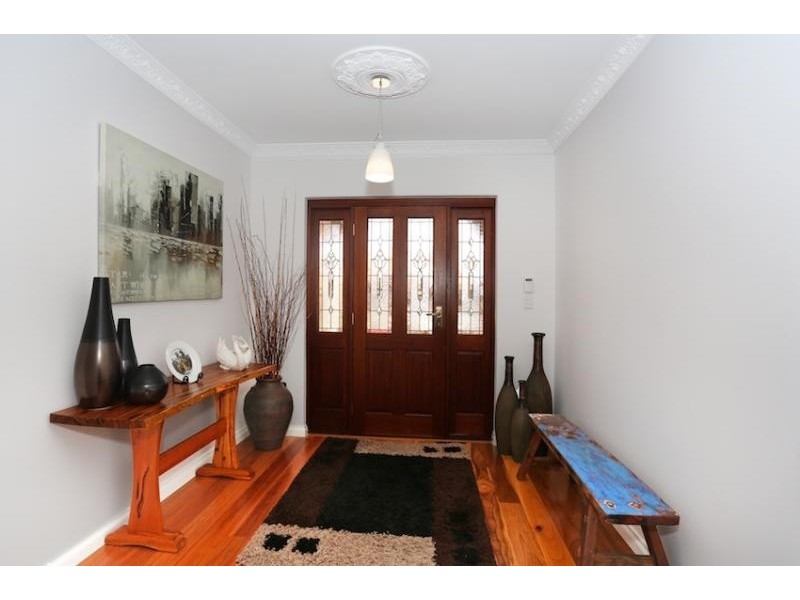 28 Aztec Island Retreat, Halls Head WA 6210