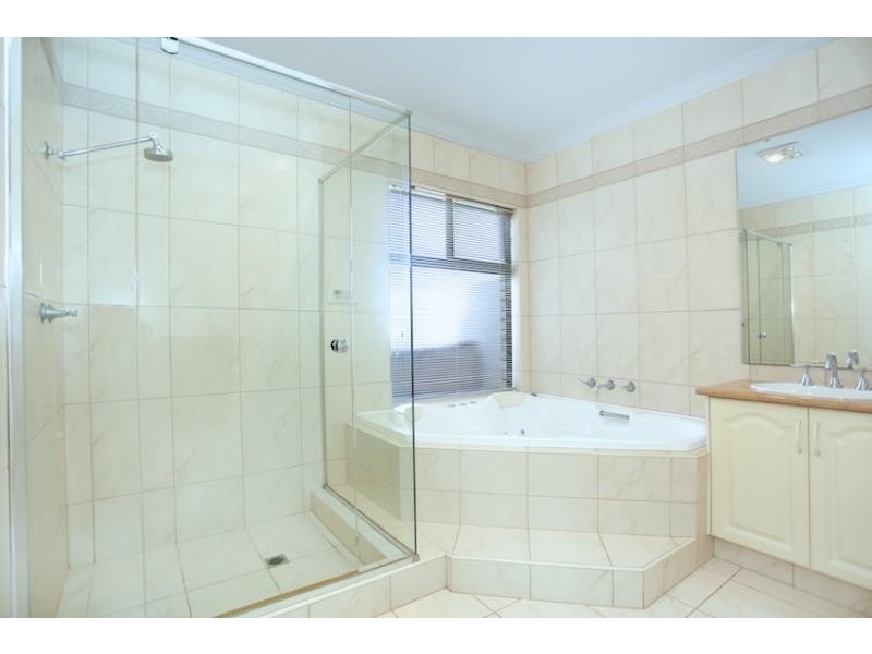 28 Aztec Island Retreat, Halls Head WA 6210