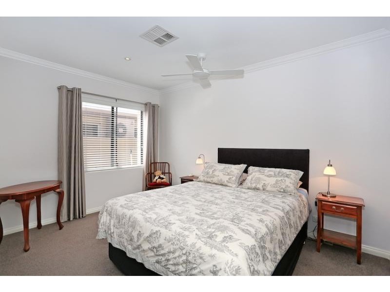 28 Aztec Island Retreat, Halls Head WA 6210