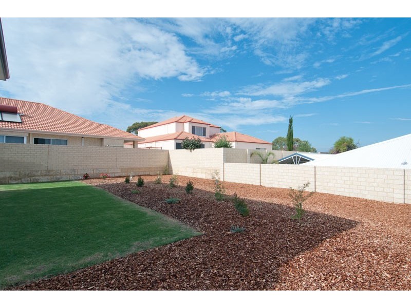 26 Sail Avenue, Wannanup WA 6210