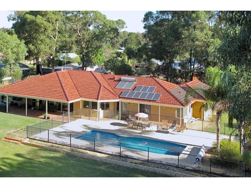 14 Carrick Cross, Greenfields WA 6210