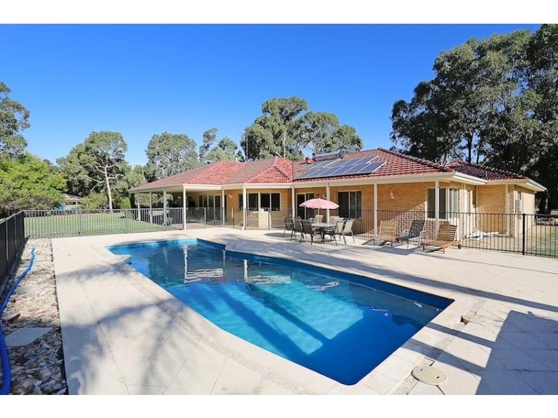 14 Carrick Cross, Greenfields WA 6210