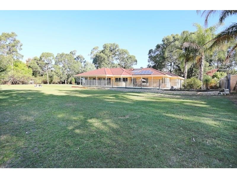 14 Carrick Cross, Greenfields WA 6210