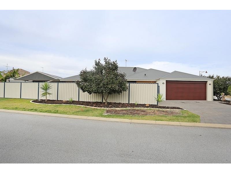 30 Camden Wy, Meadow Springs WA 6210