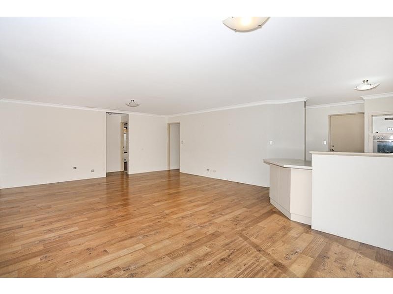 30 Camden Wy, Meadow Springs WA 6210