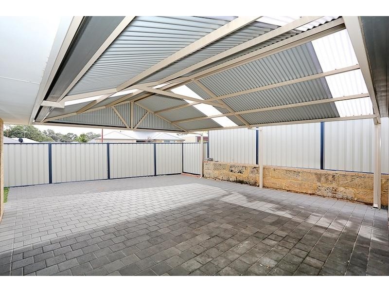 30 Camden Wy, Meadow Springs WA 6210