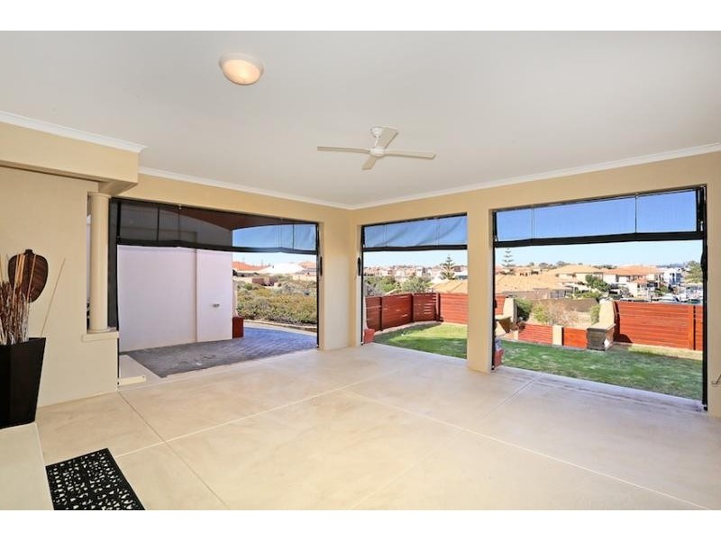 38 Abrolhos Quay, Wannanup WA 6210