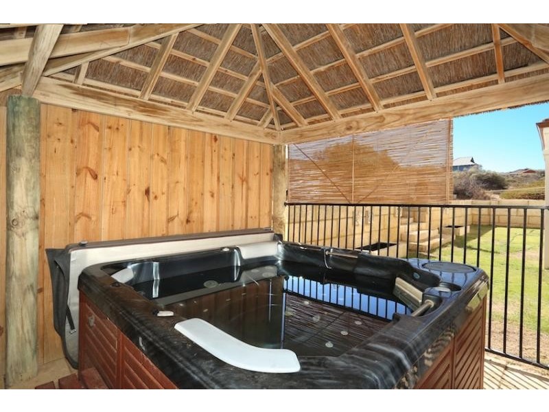 38 Abrolhos Quay, Wannanup WA 6210