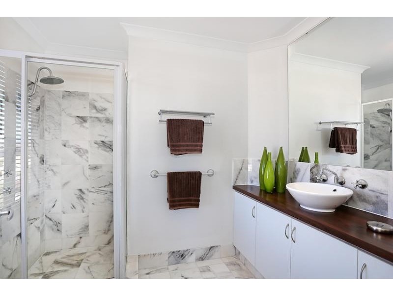 38 Abrolhos Quay, Wannanup WA 6210