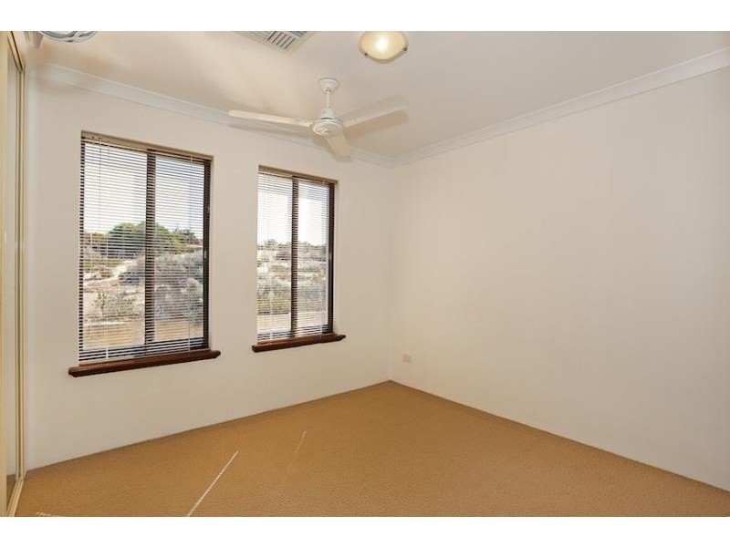 38 Abrolhos Quay, Wannanup WA 6210
