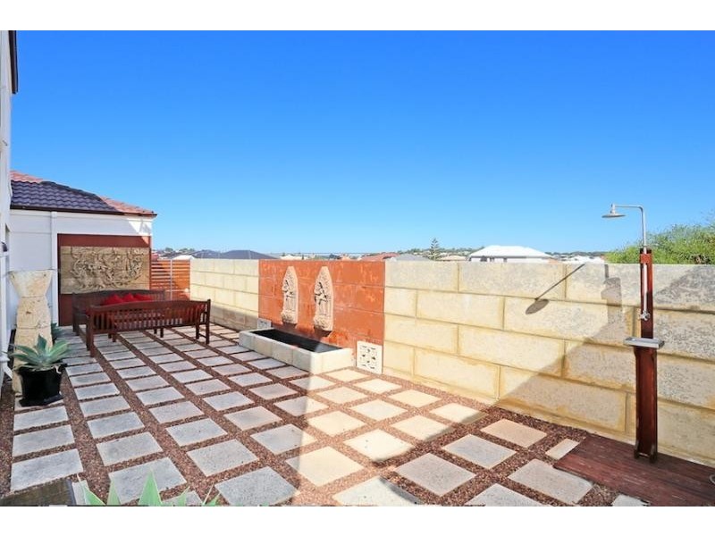 38 Abrolhos Quay, Wannanup WA 6210