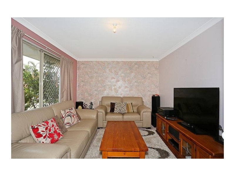 8 Fitzroy Close, Dudley Park WA 6210