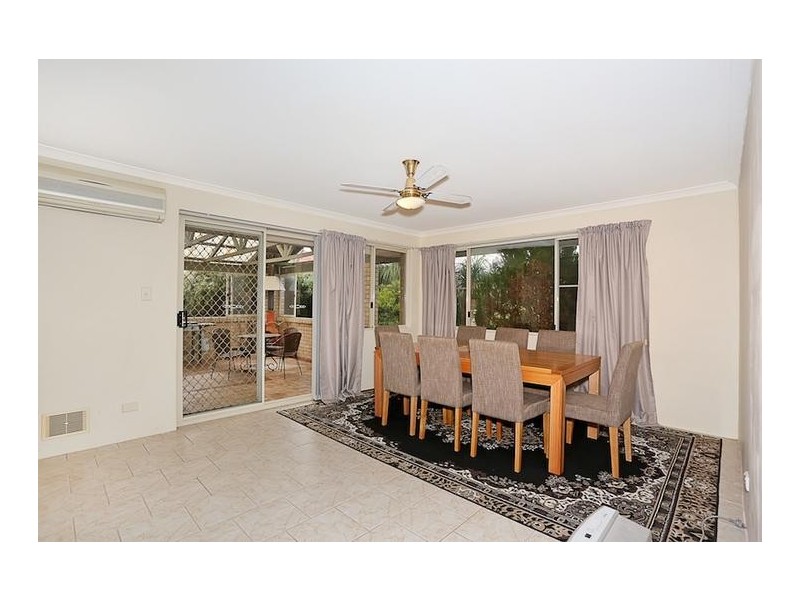8 Fitzroy Close, Dudley Park WA 6210